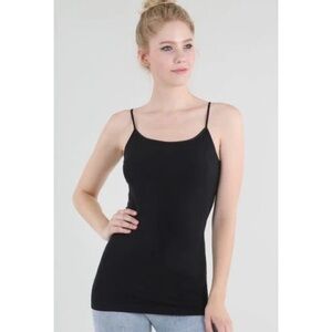 BRAND NEW WITH TAGS Black Seamless Cami – One Size